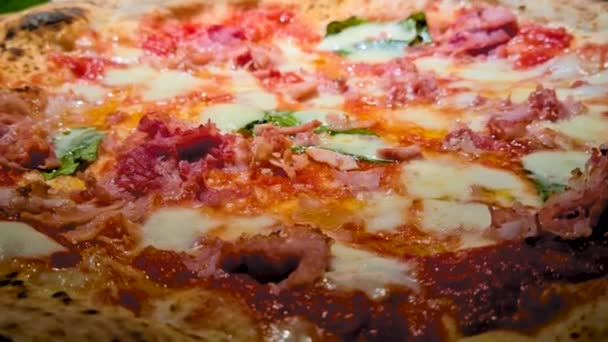 Close Neapolitan Pizza Traditional Pizzeria Restaurant Naples Italy Authentic Deliicous — Vídeos de Stock