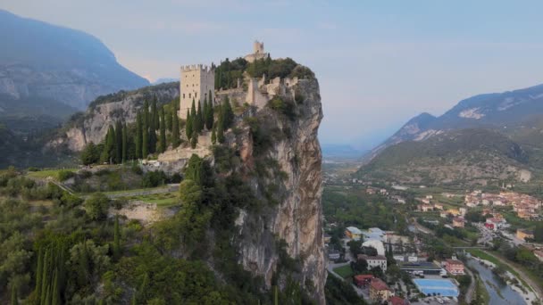 Riva Del Garda Trentino Italy Aerial View Castillo Arco Ancient — Vídeo de Stock