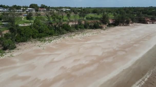 Low Moving Shot Cliffs Casuarina Beach Darwin Northern Territory — Video Stock