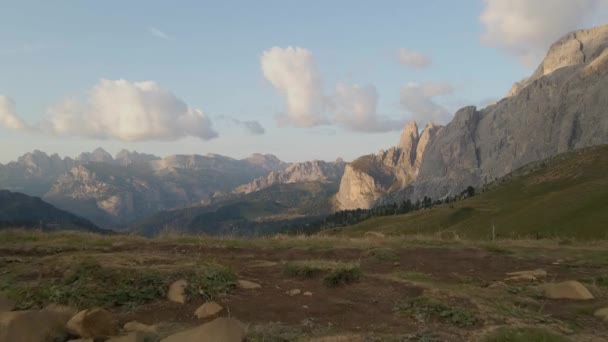 Monumental Dolomites Val Gardena Trentino Italy Miraculous Luxuriant Foothill Landscape — Stockvideo