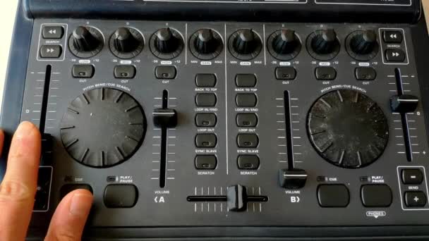 Interface Ing Computer Seen Fader Raised Deck Turned Forward Speed — Video Stock
