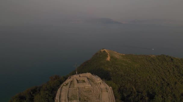 Lake Garda Aerial View Rocca Manerba Distant Mountains Emerge Fog — Vídeos de Stock