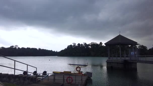 Cloudy Dark Rainy Gloomy Weather Lake Reservoir Small Hut Rescue — Vídeo de stock