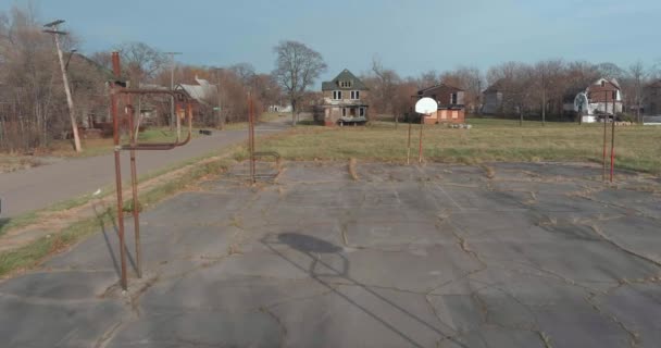 Drone View Dilapidated House Detroit Neighborhood Video Filmed Best Image — Stock video