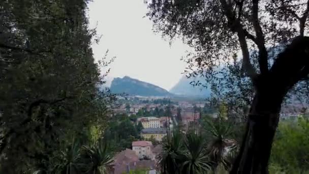 Aerial Shot Revealing Riva Del Garda Trentino Italy Sunrise Sunset — Vídeo de Stock