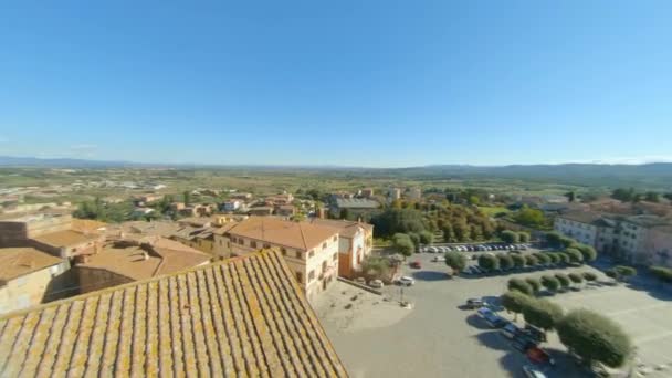 Drone Flying Ancient Houses Church Sinalunga Tuscany Italy Aerial Drone — Vídeos de Stock