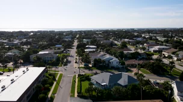 Real Estate Residential Area Tropical Cocoa Beach Florida Aerial — Stock videók