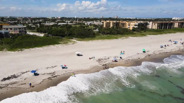 Touristic Cocoa Beach Florida People Summer Vacation Aerial — 图库视频影像