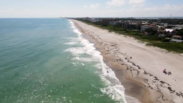 Local Surf Spot Cocoa Beach Florida Atlantic Coast Aerial — 비디오