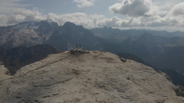 Aerial View Dolomites Val Gardena Italy Peak Mountain Ski Lift — Vídeos de Stock