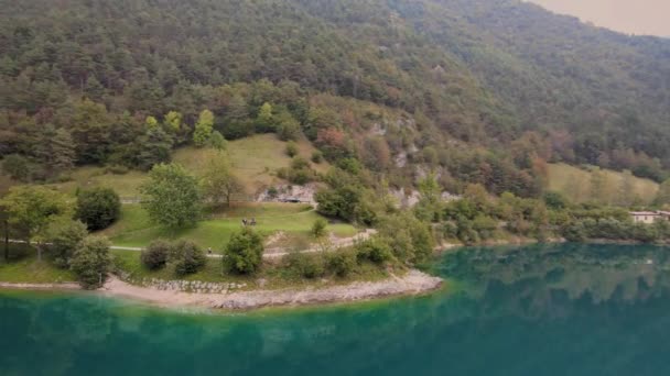 Aerial View Peninsula Picnic Place Lake Ledro Italy — Stockvideo