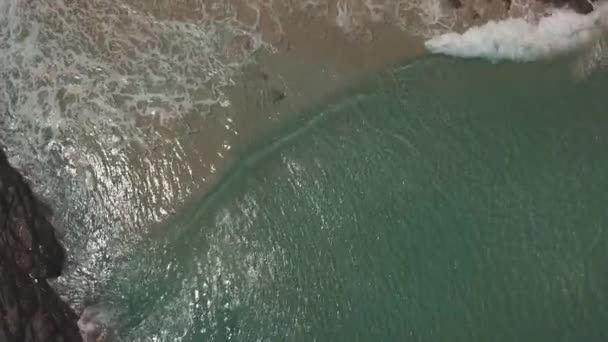 Ocean Waves Crashing Empty Beach Western Australia — Video Stock
