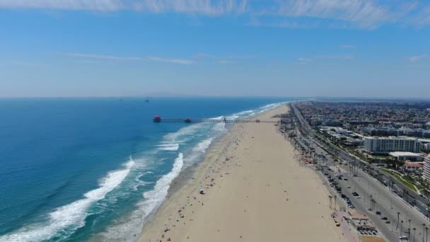 Flying Huntington Beach Pier Slowly — Video