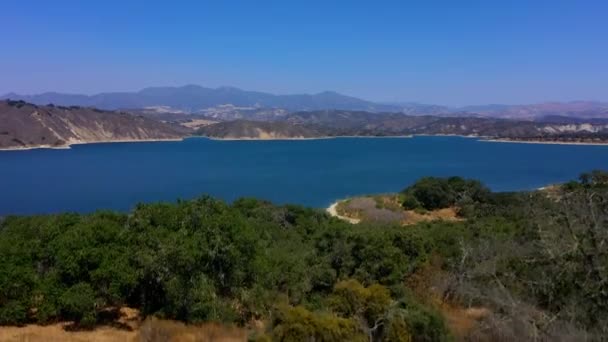 Rising Aerial Shot Lake Cachuma Santa Barbara — Stock videók