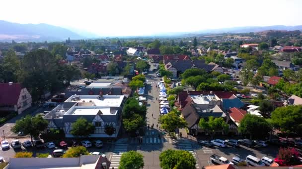 Fly Drone Shot Farmers Market Ever Wednesday Solvang California — Stock video