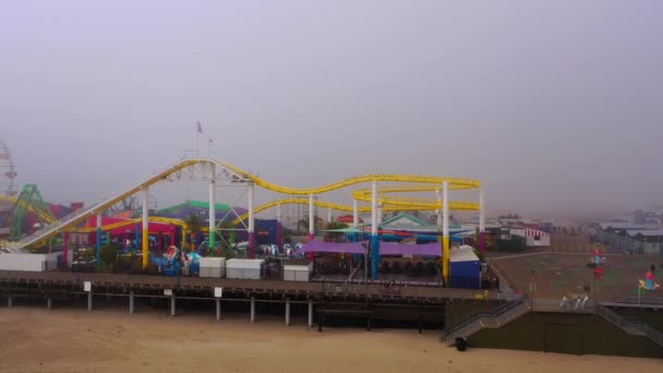 Side View Santa Monica Pier Foggy Day — Wideo stockowe