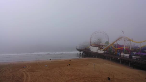 Very Foggy Day Santa Monica Pier — Video Stock