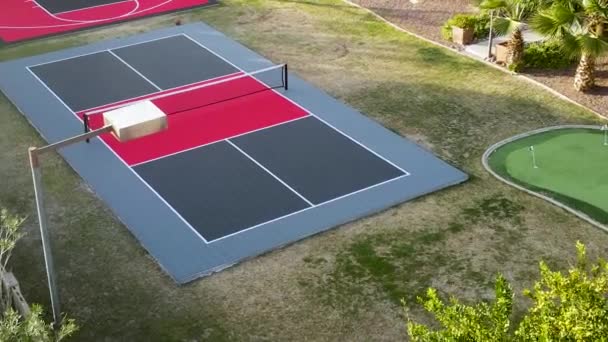 Outdoor Pickleball Sport Court Net Aerial Establishing — Wideo stockowe