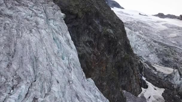 Aerial Shot Glacier Swiss Alps — Vídeo de stock