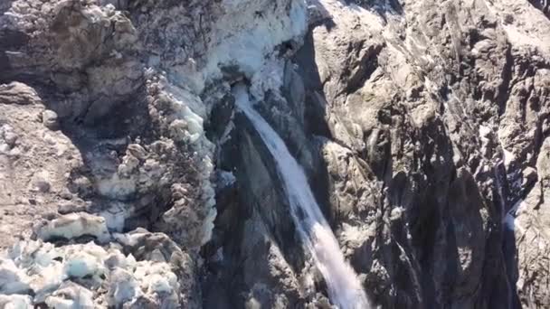 Waterfall Glacier Cliff Swiss Alps — Stockvideo