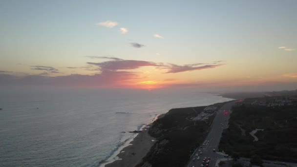 Drone Flies High California Coast Revealing Amazing Sunset — Vídeos de Stock