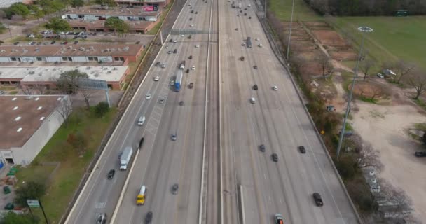 Establishing Shot Cars West Freeway Houston Texas — Video Stock