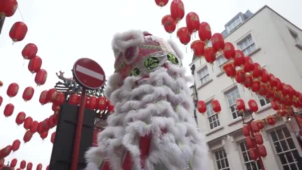 Slow Motion Costume Dragon Dance Performance London China Town New — Stockvideo