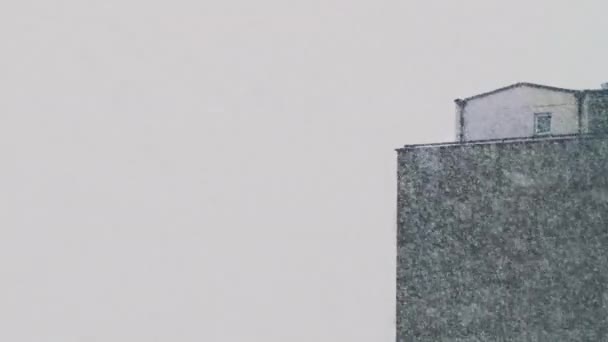 Top Estate Tower Heavy Snowfalls — Vídeo de Stock