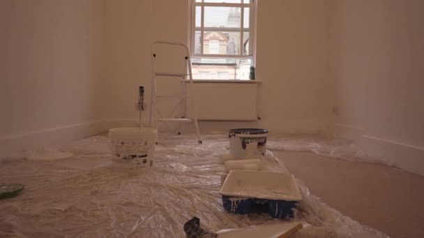 White Wall Painting Empty Room House England — Vídeo de Stock
