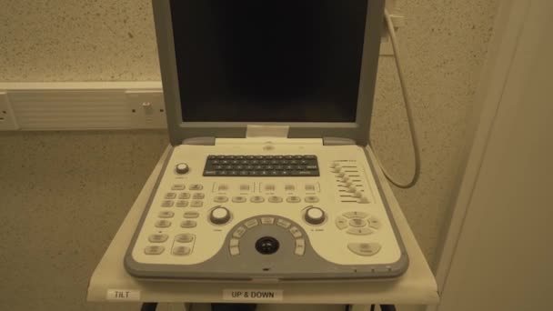 Ultrasound Machine Human Hospital Black Screen Keyboard Diagnostic Imaging Procedures — ストック動画