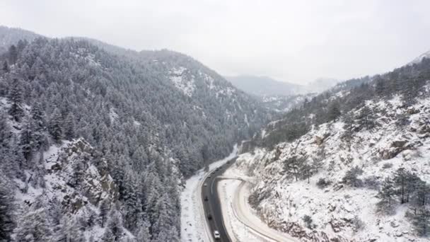 Aerial Reveal Backwards Boulder Canyon Drive Colorado Winter Cars Drive — Vídeo de stock