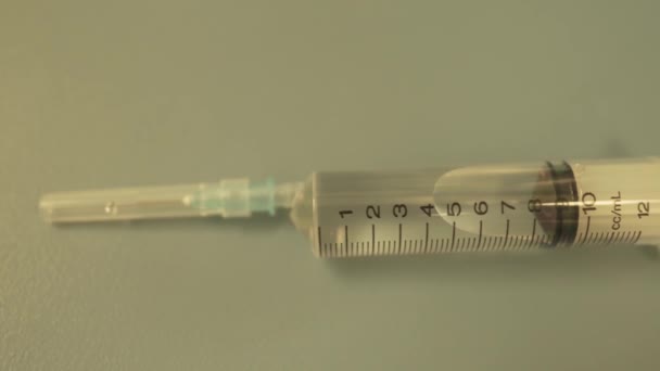 Close View Plastic Transparent Syringe Drug Medication Patient Treatment Hospital — Stock video