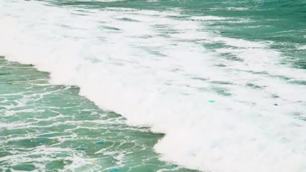 Пластикові Пакети Плавають Поверхні Морської Води Забруднення Океану Сміттям — стокове відео