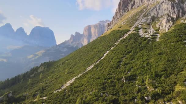 Cinematic Aerial View Dolomites Italy Beautiful Green Blue Landscape — Vídeo de Stock