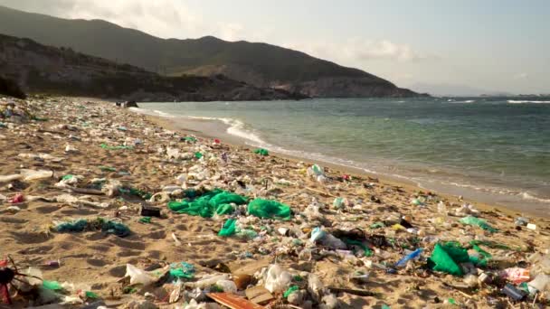 Phu Hung Beach Vietnam Devastated Plastic Trash Pollution Fish Farm — Vídeos de Stock