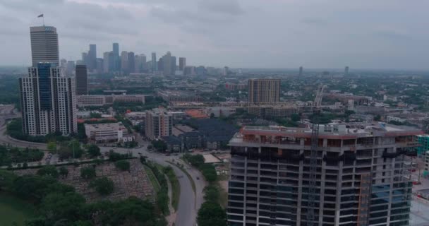 Aerial Building Being Constructed Houston Texas — Vídeos de Stock