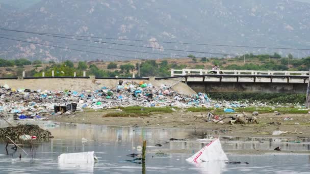 Natural Environment Pollution Piles Trash Contaminate River Water Vietnam — Stock Video