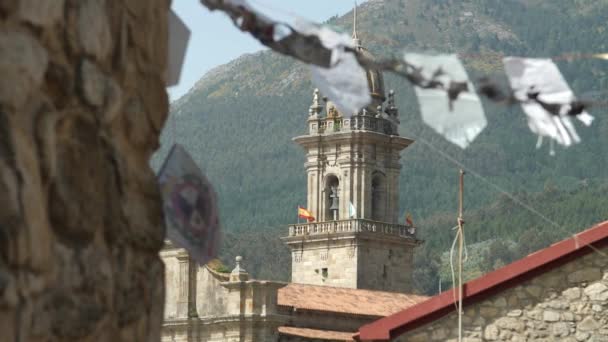 Колокольня Знаменитого Монастыря Санта Мара Ойя Португальском Якобсе Пути Атлантическом — стоковое видео