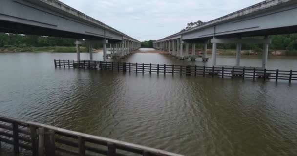 Aerial Cars Driving Bridge Crosses San Jacinto River Houston Texas — Stock videók