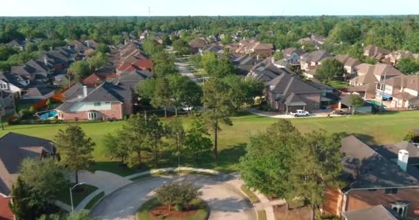 Aerial View Affluent Homes Lake Houston — Vídeo de stock