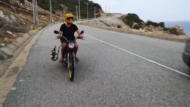 Motorcycle Road Trip Kitesurfing Vacation Adventure Vietnam Coast — Stock Video