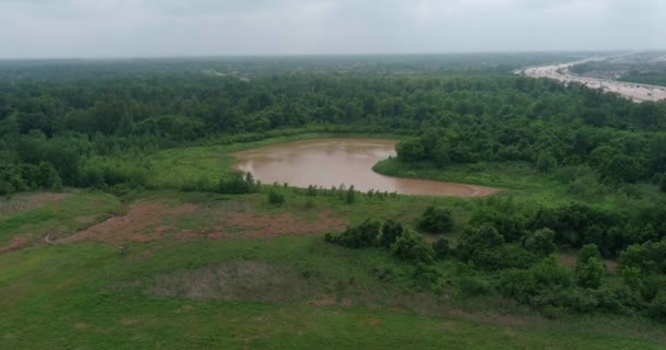 Aerial Cars South Pass Brazos River Sugarland Texas — Vídeo de Stock