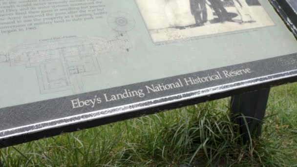 Sign Ebey Landing National Historical Reserve — Vídeo de stock