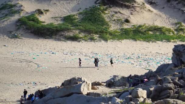 Wide Angle View Heavily Polluted Beach Banana Point Thung Beach — Vídeos de Stock