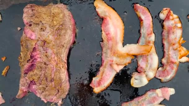 Grilling Steak Bacon Blackstone Griddle — Vídeos de Stock