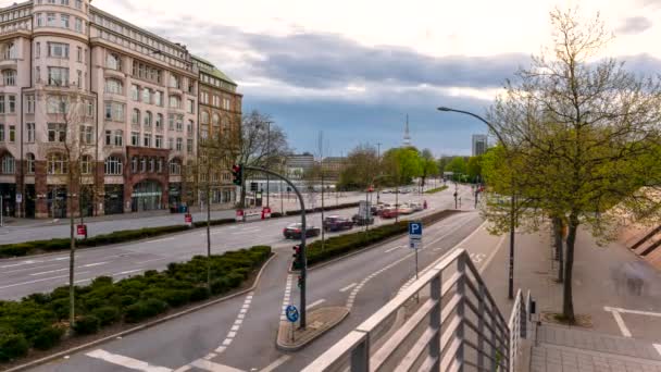 Moving Time Lapse Beautiful Historic Building Kunsthalle Huge Intersection Traffic — Vídeo de stock