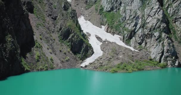 Mountain Lake Green Blue Color Urungach Snow Glacier Beauty Located — Stockvideo