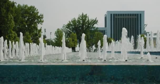 Fountain Tashkent Uzbekistan City Center Ministry Finance Building Main Square — Vídeo de Stock