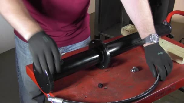 Installing Valve Paint Mixer Pipe Using Crescent Wrench — Stockvideo