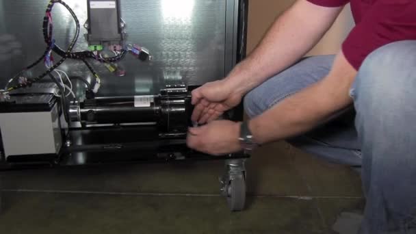 Tightening Bolt Paint Mixer Machine Wrench Zoom — Vídeo de Stock